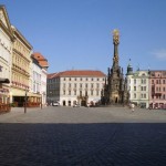 2. Uveďte jméno města ...