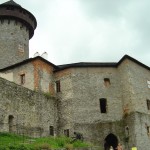 44. Uveďte jméno hradu ...